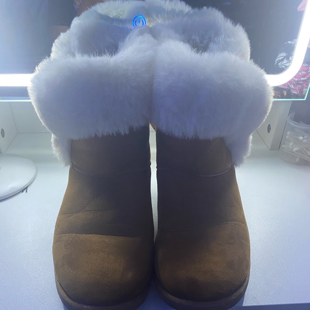 Juicy couture boots